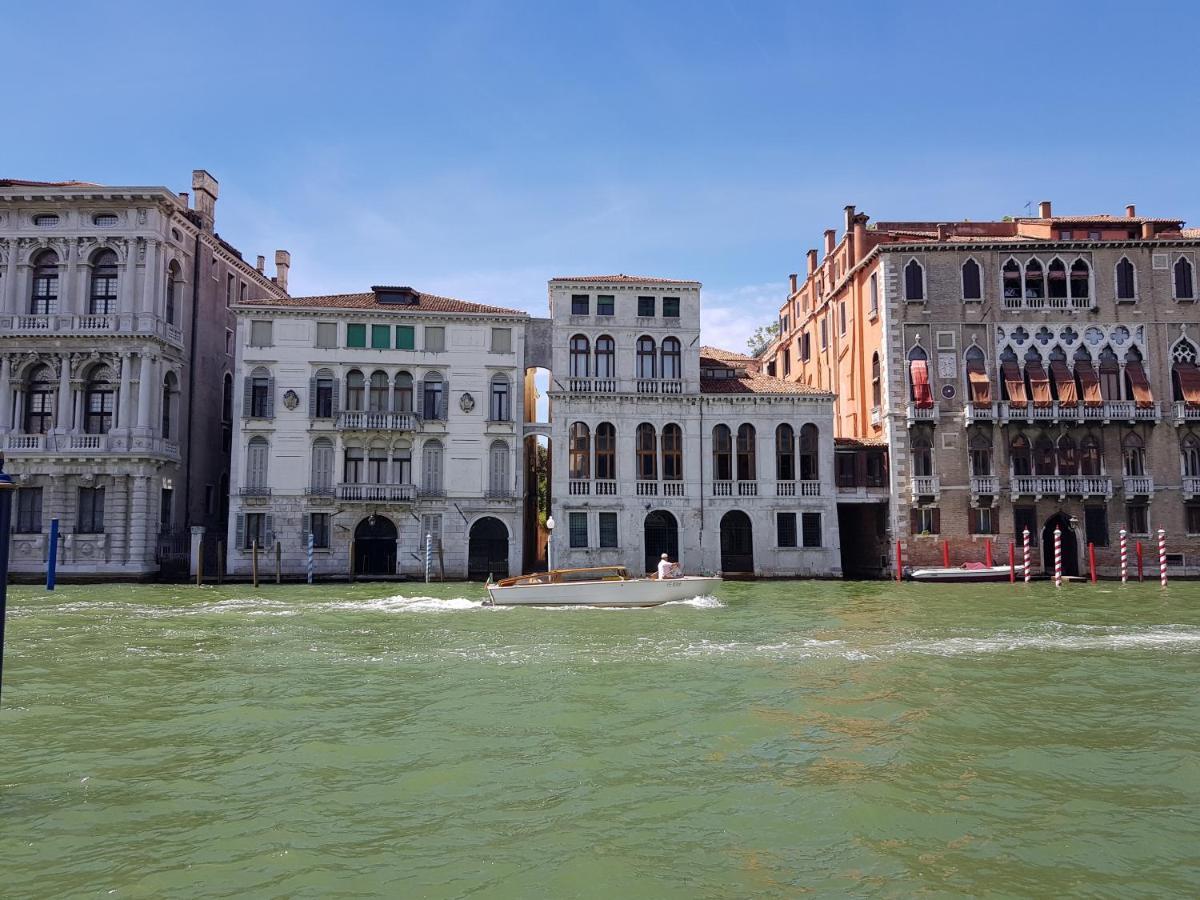 Palazzina Grassi Hotel Venice Luaran gambar